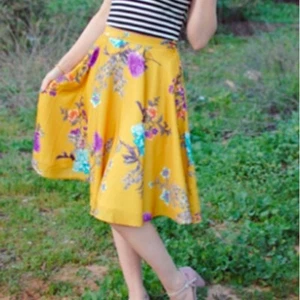 Modcloth Women's Small Satin Floral Circle Skirt Yellow Retro Rockabilly 50's - Picture 1 of 9