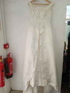 Wedding Dress Ivory Beaded UK 14 Polyester Lined Fit Flare 1990s Off shoulder - Picture 1 of 5