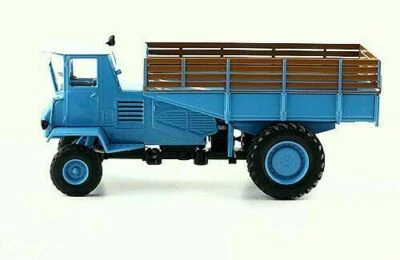 SSH-75 Taganrozhets Tractor 1/43 Hachette Russian Edition No. 133 - Image 1 of 2