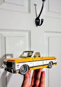 Jada Toy Dub City OldSkool 1:24 Scale 1972 Chevy Cheyenne Lowrider Yellow Loose - Picture 1 of 5