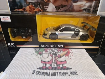 Rastar 1:18 Audi R8 LMS Sport RC Remote Control Car - Image 1 of 4