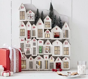 Calendario de Adviento POTTERY BARN Iluminado Brillo Casas Vacaciones Navidad 24" Alto NUEVO - Imagen 1 de 5