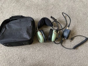 David Clark H10-76XL Noise Cancelling Military Headset. Tested. Helicopter plug. - Picture 1 of 9