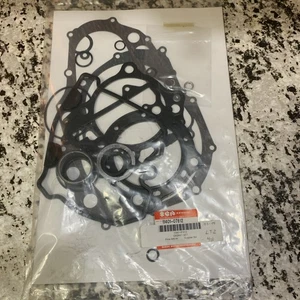 Suzuki OEM Part 11401-07812 GASKET SET - Picture 1 of 3