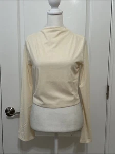 NWT Band of the Free Cream Ribbed Open Back Long Sleeve Tie Crop Top Cream XS - Picture 1 of 12