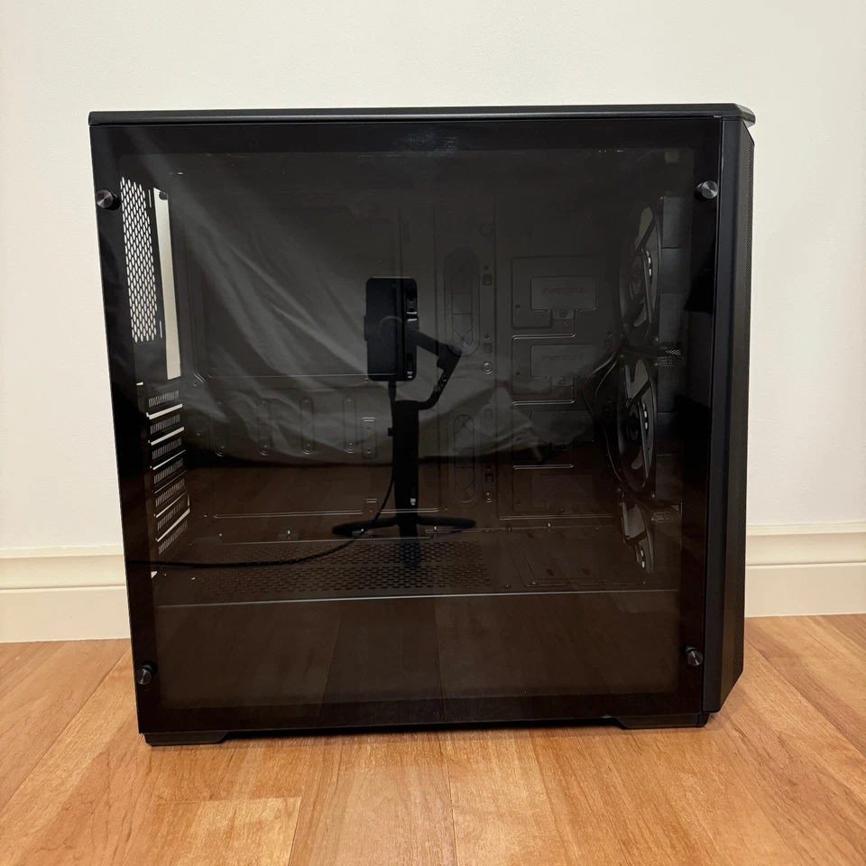 [Glass Panel only] Phanteks Eclipse P400A D-RGB Tempered Glass - Image 1 of 1