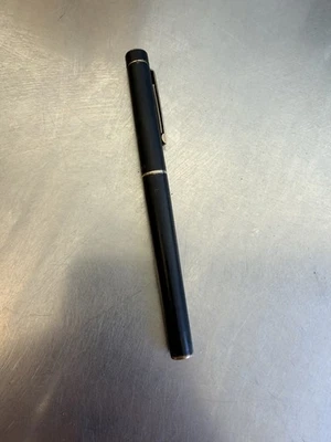 Antigo Caneta-tinteiro Sheaffer Targa ponto branco preto fosco ouro 585 14K nova na caixa - Imagem 1 de 4