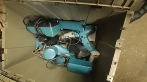 Makita 5 Power Tools, 3 Batteries, Charger & Case Drills Saws, (SM9)  - Picture 1 of 12