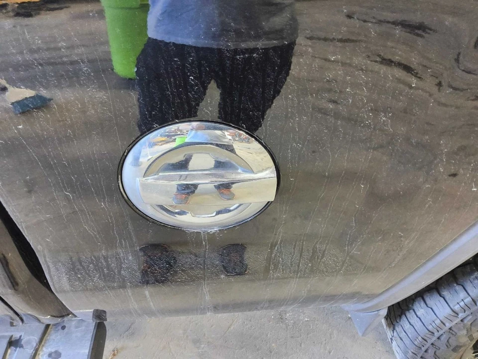 Sierra 1500 2014 Fuel Filler Door 670996 Foto 1 de 1