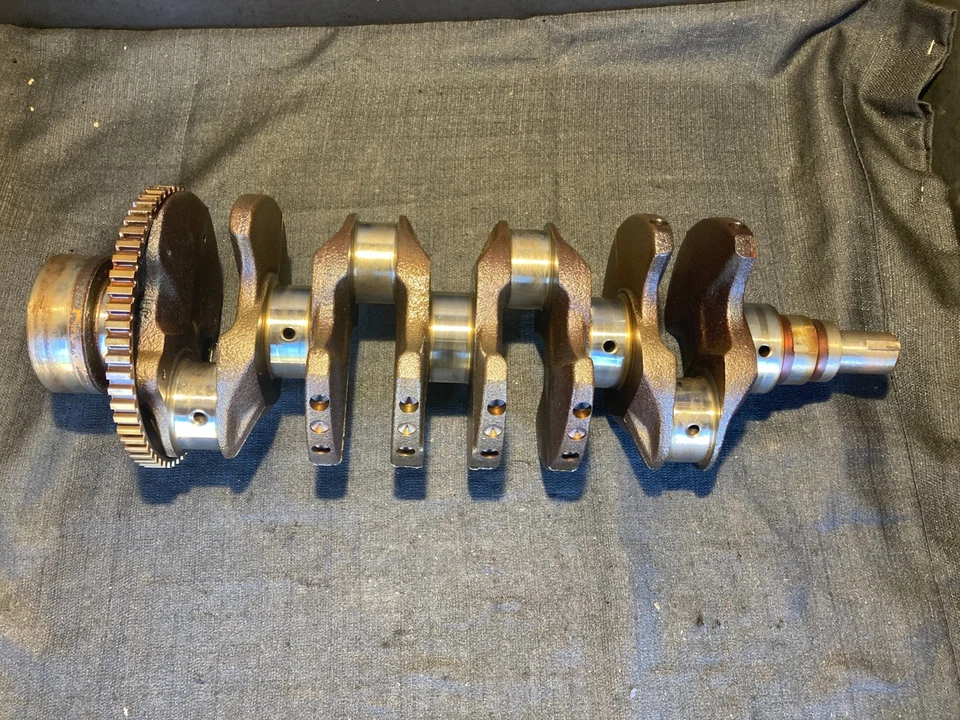 Cigüeñal 95-00 Hyundai Accent 92-95 Scoupe SOHC NA 1,5 L G4EK Foto 1 de 4