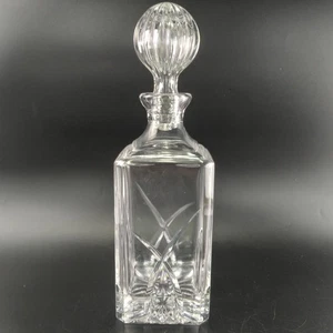 Decanter quadrato in cristallo con tappo contiene 22 oz taglio cristallo design base stella - Foto 1 di 10
