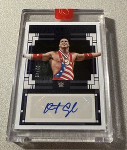 2024 Panini Three Count WWE Attitude Era Icons Azul Automático #AE-KAG Kurt Angle/49 - Imagen 1 de 2
