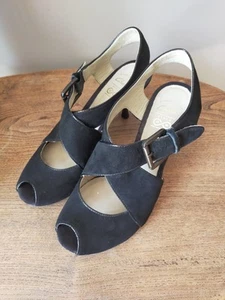  CLARKS BLACK SUEDE HEELS SHOES SANDALS PEEP TOE UK 7 - Picture 1 of 9