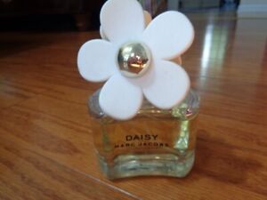 PreOwned DAISY by Marc Jacobs  3.4 oz Eau de Parfume