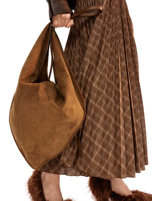 H&M Triangle Crossbody Bag 1302765001 Beige Zip Closure Soft Napped Finish - Image 1 of 4