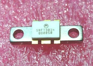 Transistor di potenza RF Motorola SRFT3034 (x5) 900~980 MHz 35 W TP3034 SD4017 Amplificatore UHF - Foto 1 di 7
