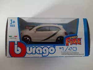 Modellino Statico Volkswagen Polo GTI BBurago Auto Beige Scala 1:43 - Foto 1 di 1