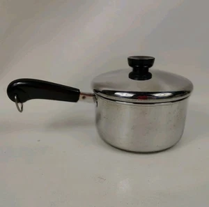 Revere Ware 1,5 Quart/1,4 L Soßenpfanne mit Deckel 18/10 Edelstahl Indonesien  - Bild 1 von 5