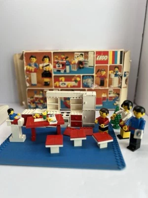 Vintage 1979 LEGO 269 Kitchen - Image 1 of 4