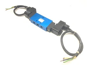 Automatic Valve L2003DBEDE-DB Solenoid Valve 24 Volts DC - Picture 1 of 5
