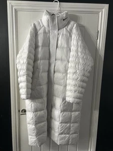 Wmns Nike Sportswear Swoosh Puffer PrimaLoft Therma-FIT Oversized Parka Jacket - Picture 1 of 8