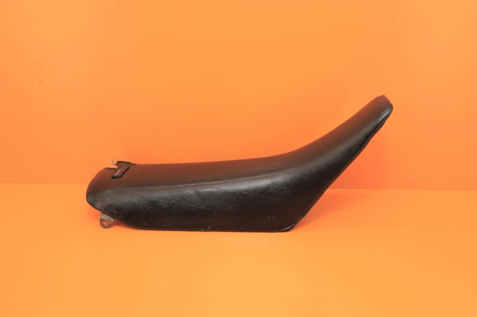 KTM 300 300EXC 1996 95-97 OEM asiento principal silla de montar plataforma base soportes Foto 1 de 4