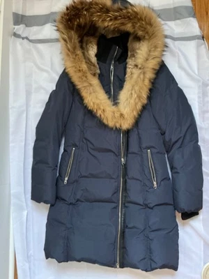 Abrigo de plumón Mackage Kay azul marino para mujer M nuevo sin etiquetas Foto 1 de 4