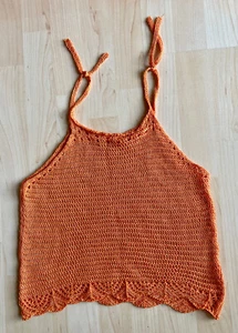 Süßes Häkeltop orange Gr. S aus Griechenland - Bild 1 von 4