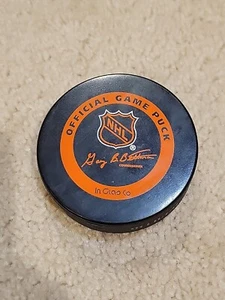 VINTAGE 1995 OFFICIAL NHL GAME PUCK BETTEMAN - Picture 1 of 6