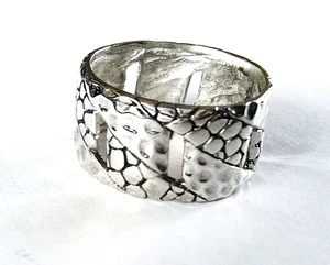 Open Textured Artisan Band Ring / size 7.25 / 925 Sterling Silver / 10 mm,  4.5g - Picture 1 of 5