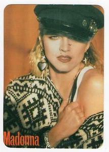 1993 Calendario de bolsillo portugués estrella del pop de EE. UU. Madonna Gorra con gorra - Imagen 1 de 2