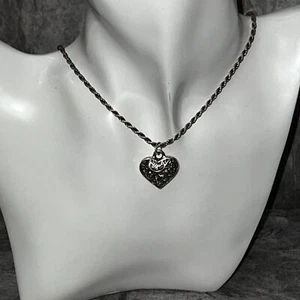 Shasta Daisy Filligree Heart Pendant & .925 Sterling Silver 2.5mm 20" Rope Chain - Picture 1 of 5