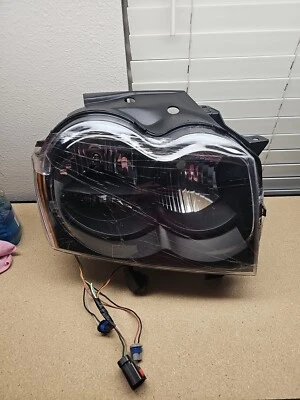 Faro lateral derecho pasajero Jeep Grand Cherokee 2008-2010 KHC K070168 Foto 1 de 4