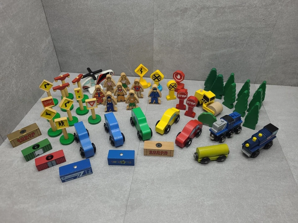 Thomas The Train деревянная железная дорога Kidkraft аксессуары знаки автомобили деревья люди  - Изображение 1 из 4