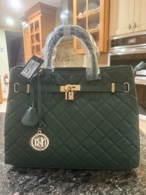 Bolso de Mano Badgley Mischka Acolchado con Cierre Frontal Nuevo con Etiquetas y Bolsa para el Polvo Foto 1 de 2