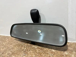 2004 HYUNDAI ELANTRA REAR VIEW MIRROR - Picture 1 of 2