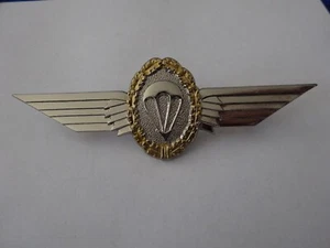 A63-09) Frühe Bundeswehr Fallschirmjäger Abzeichen alte Form gold um 1975 - Bild 1 von 5
