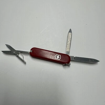Navaja Suiza Victorinox 58mm Clásica SD Navaja de Bolsillo Roja ENVÍO GRATUITO Foto 1 de 4