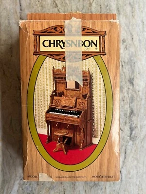 Kit miniatura casa de bonecas F-220 Parlor Pump Organ CHRYSNBON escala 1:12 caixa aberta - Imagem 1 de 4