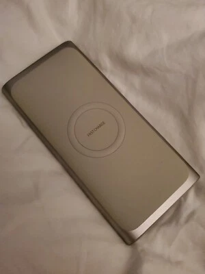 Cargador inalámbrico de carga rápida Samsung 25W Foto 1 de 4