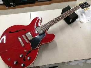 Gibson ES-335 Sixties Cherry 2023 Semi Hollow Body Electric Guitar - Picture 1 of 16
