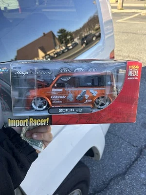Jada Import Racer Scion xB naranja escala 1 24 modelo diecast con ruedas adicionales Foto 1 de 3