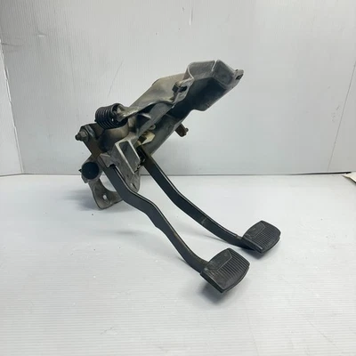 87-91 Ford Pickup Truck Bronco 5 spd Clutch Pedal Assembly Manual Transmission Foto 1 de 4