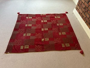 Luxurious Vintage Throw - Picture 1 of 24