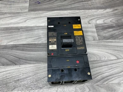 Disyuntor Mitsubishi NF-SK3400 400A 3 polos 400 amperios 600 V NF-SK #09B26PR3 Foto 1 de 4