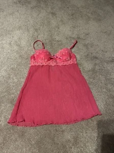 Lencería de peluche rosa Victoria’s Secret Sexy Little Things 34C - Imagen 1 de 7