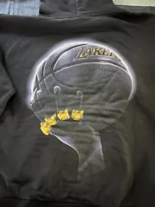 AUTHENTISCHER STADIUM LAKERS KOBE BRYANT 8 24 BLK HOODIE XL *NUR IM TEAM LA ERHÄLTLICH* - Bild 1 von 5
