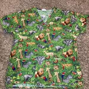 Nursing Sized Small Jungle Animal Vet Scrub Uniform Top. - Picture 1 of 3