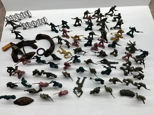 70+ PCS ARMY MEN TOY SOLDIERS MILITARY FORCE PLASTIC FIGURINE FIGURE - Picture 1 of 8