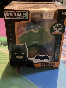 New Jada DC Batman vs. Superman Armored Batman M8 4" Diecast Metal Figure FP20 - Picture 1 of 2